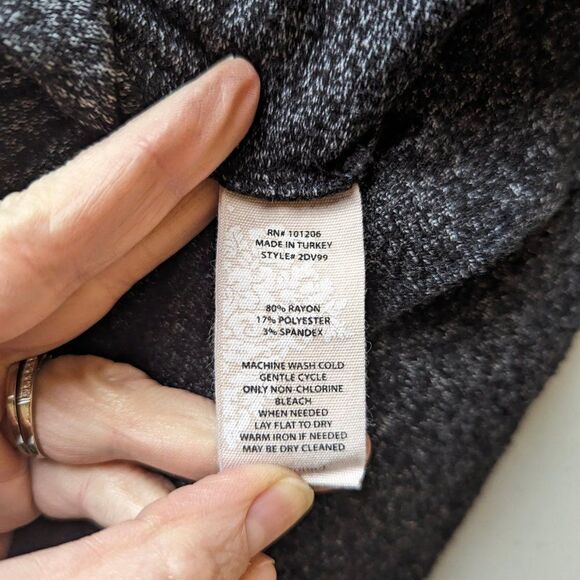 Soft Surroundings Marabella Top Charcoal Heather Gray/Black V-neck Size XL - Picture 5 of 5